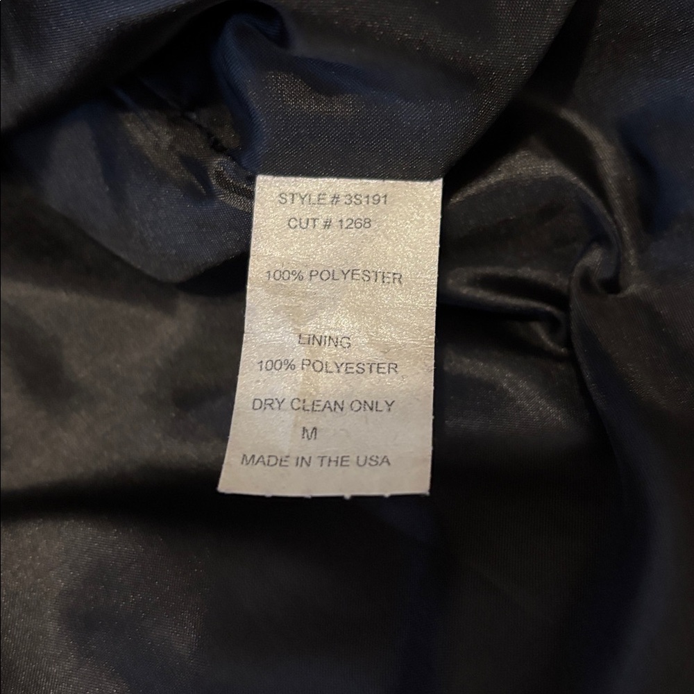 Three Sisters Jacket - Picture 9 of 9